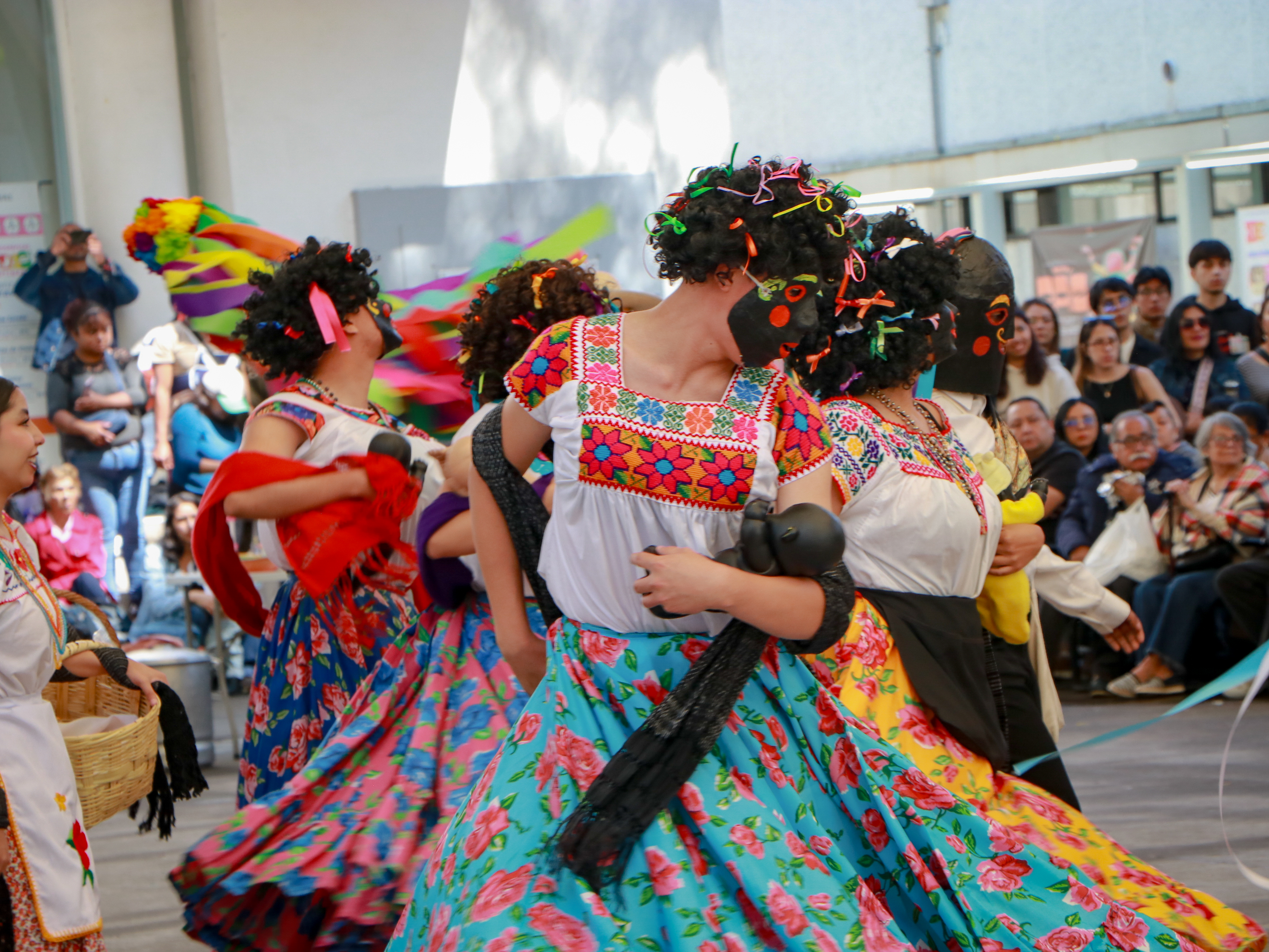 Escuela Nacional de Danza Folklórica