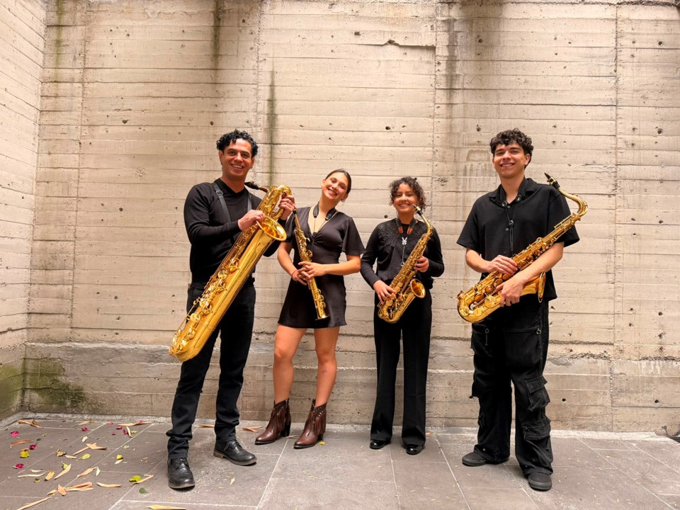 Sax....Son