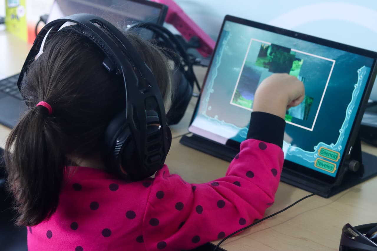 Jugando aprendemos a conservar: Muestra de videojuegos y juegos de mesa sobre patrimonio cultural